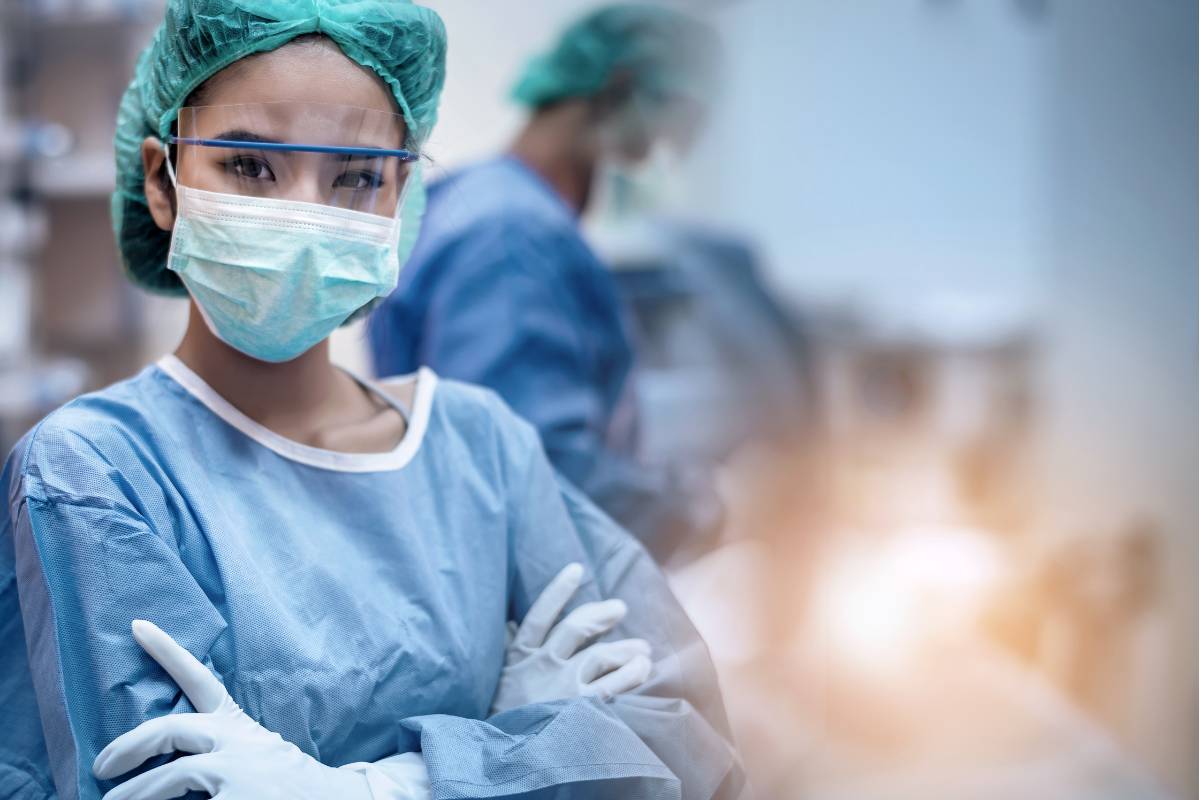 A nurse uses her CBSPD certification skills in the operating room.
