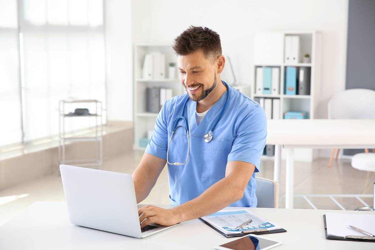 A nurse researches the Iowa Board of Nursing license renewal process.