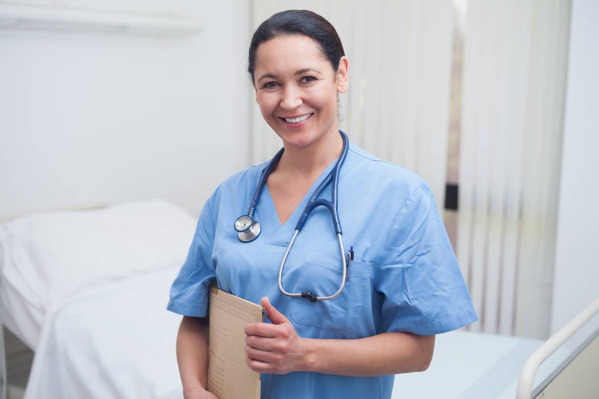 A SANE nurse works in a clinic.