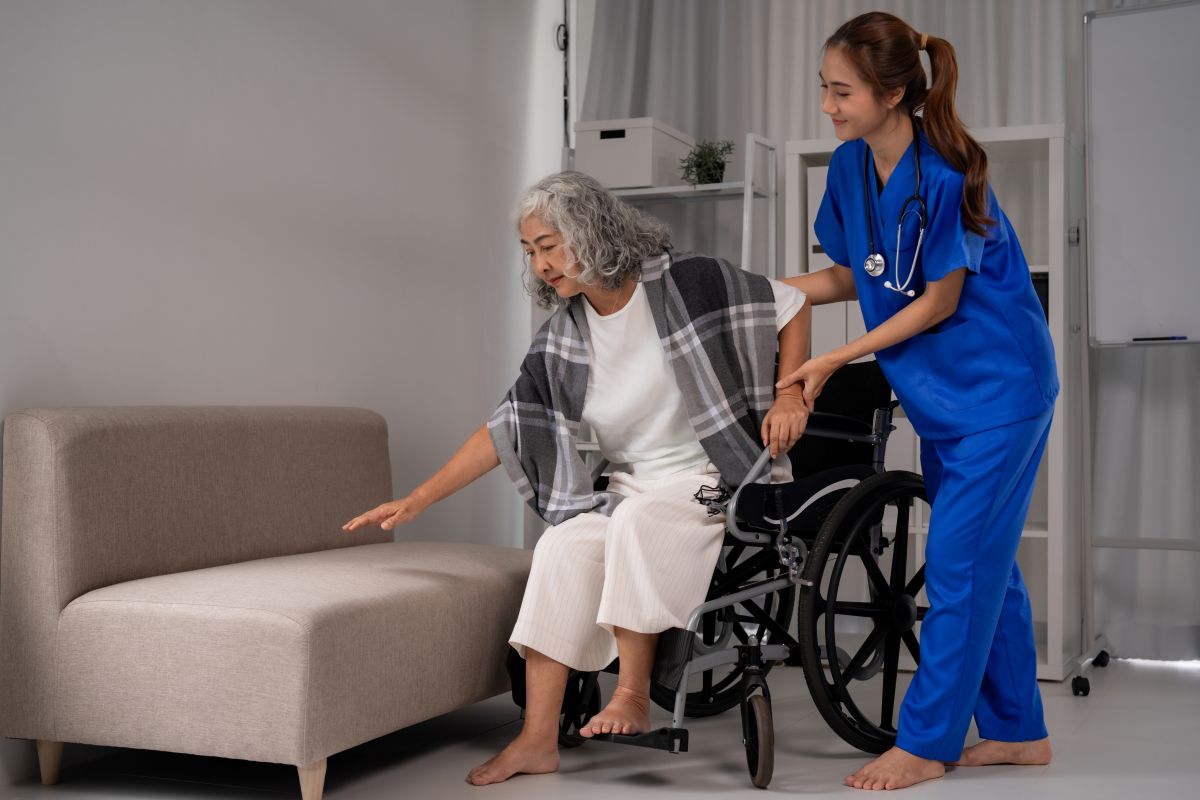 Managing Transition of Care for Patients: 5 Best Practices