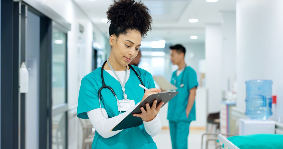 7 Key Triage Nurse Interview Questions to Ask
