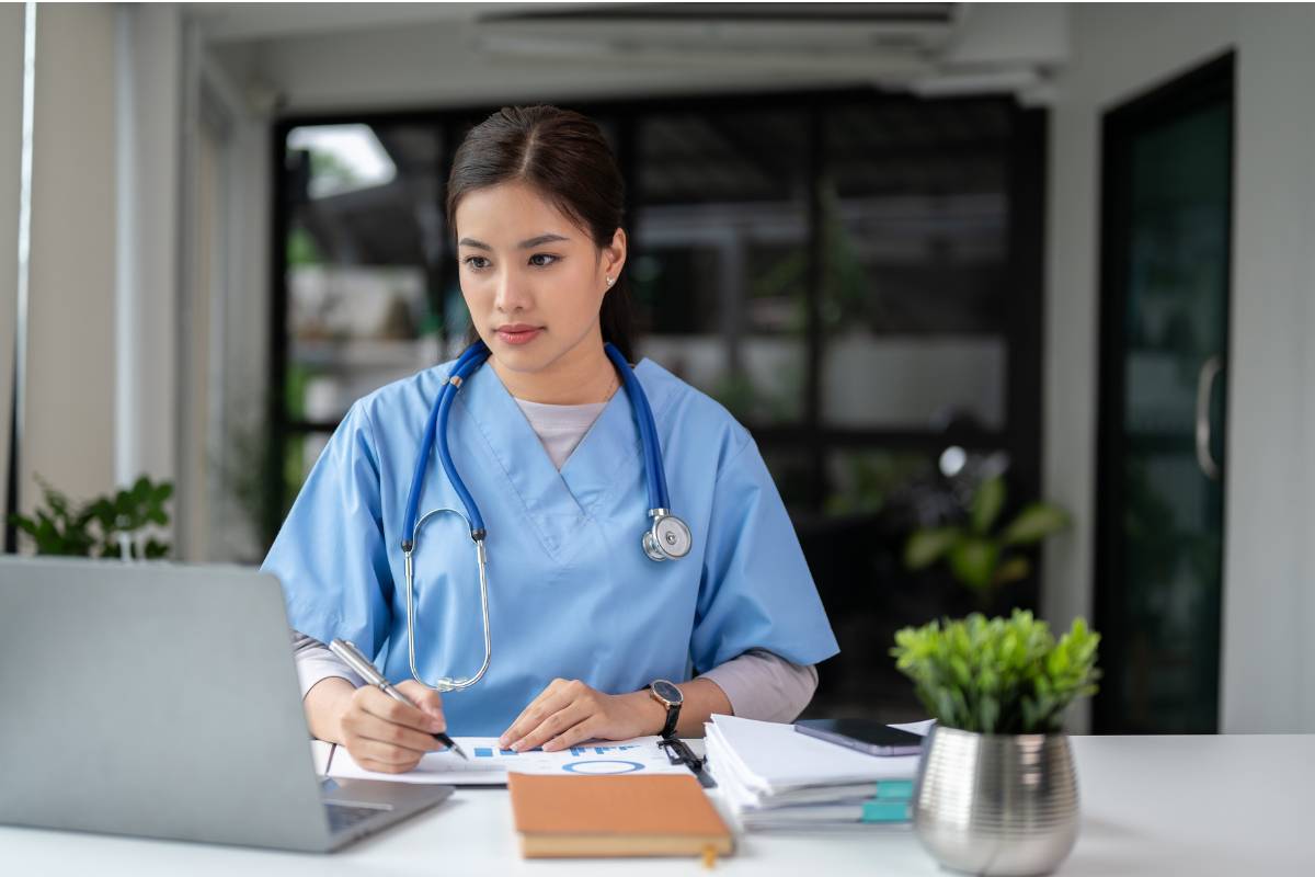 A nurse researches the answer to the question, What is an MSN degree?, as she looks into attending graduate school.